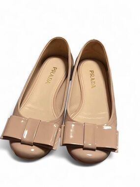 Like NIB Prada Vernice Cipria Bow Ballet Flats - 1F226E
